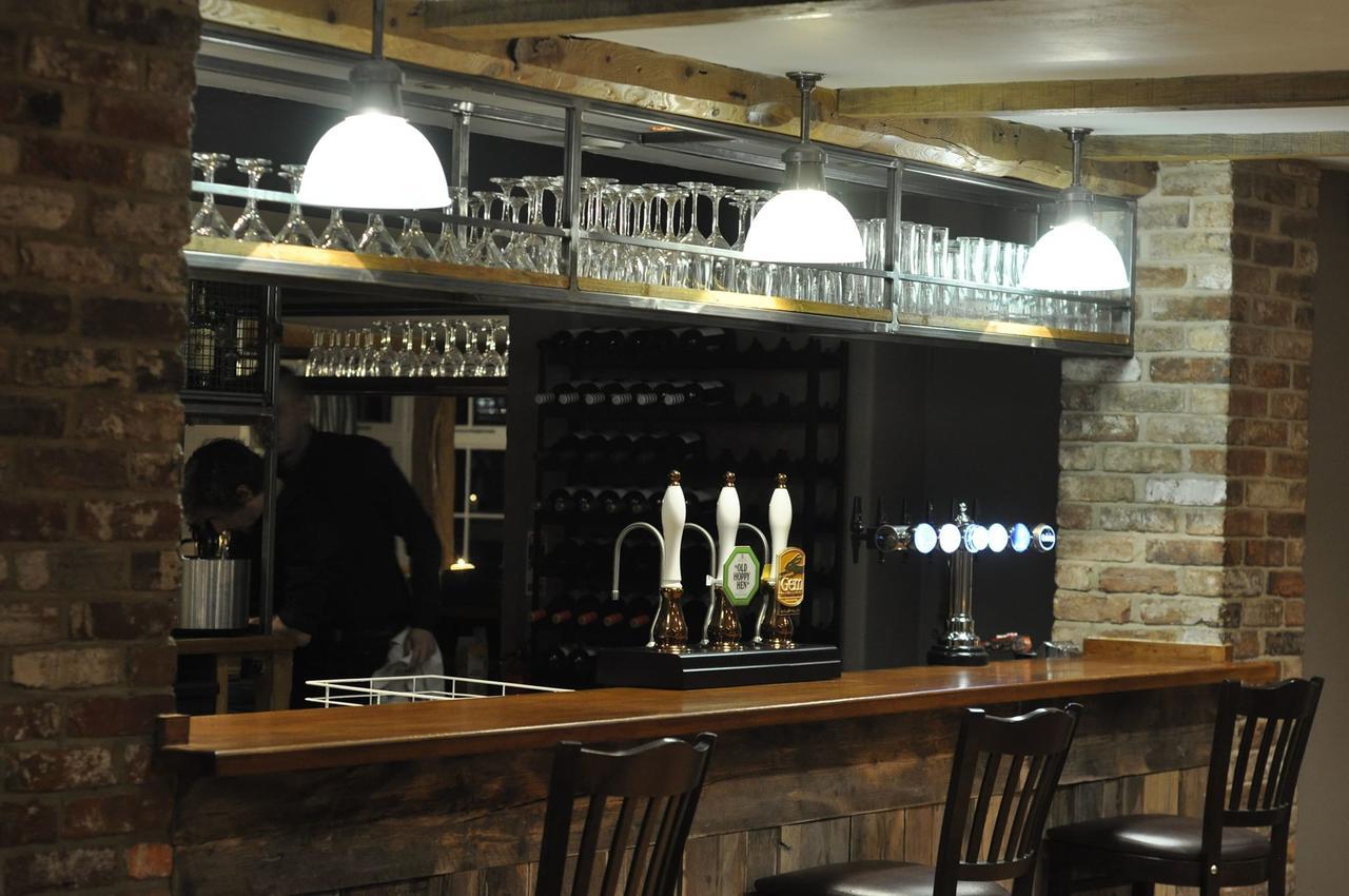 The Angel Inn 워민스터 외부 사진